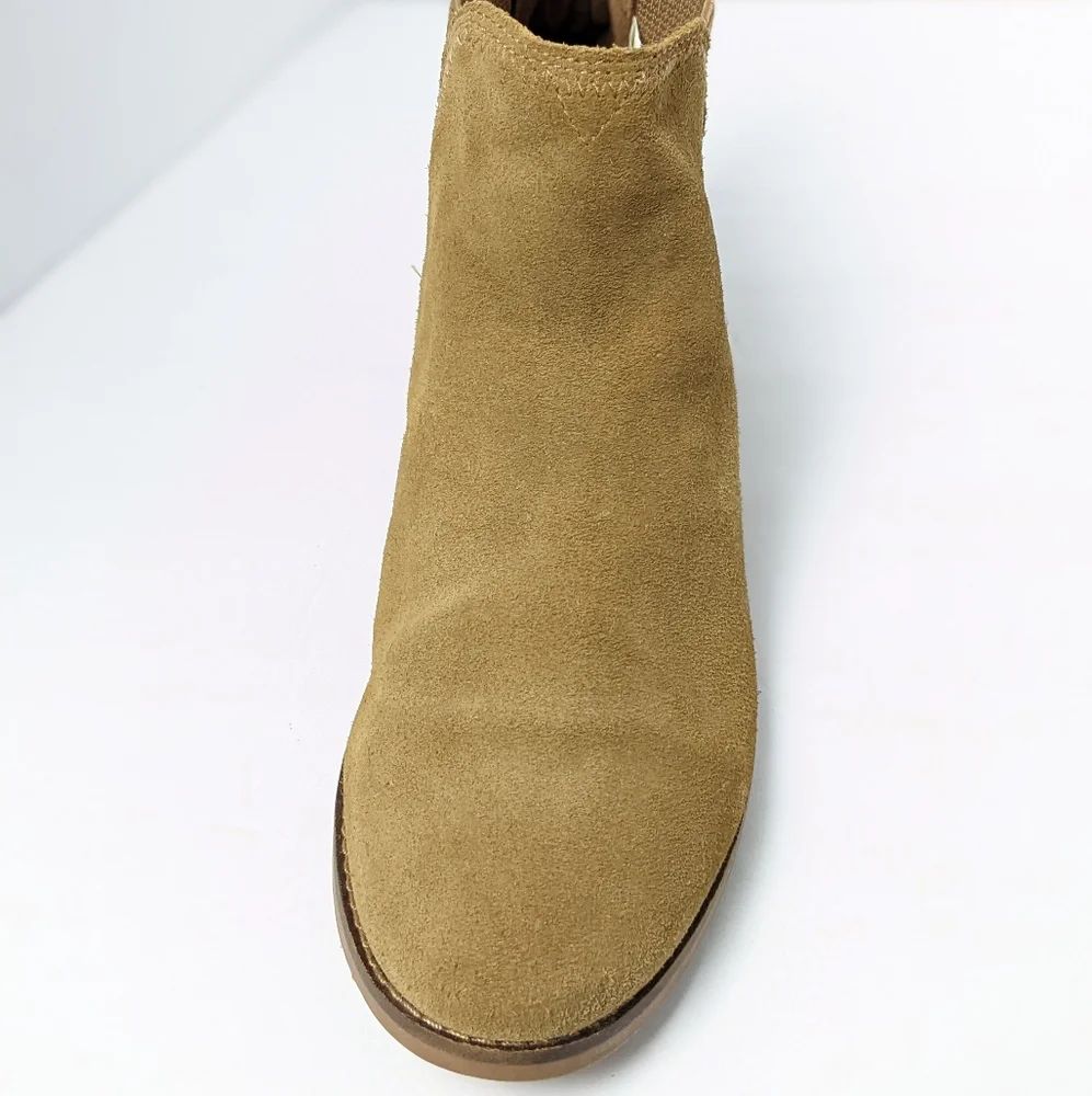 Toms suede ankle boots